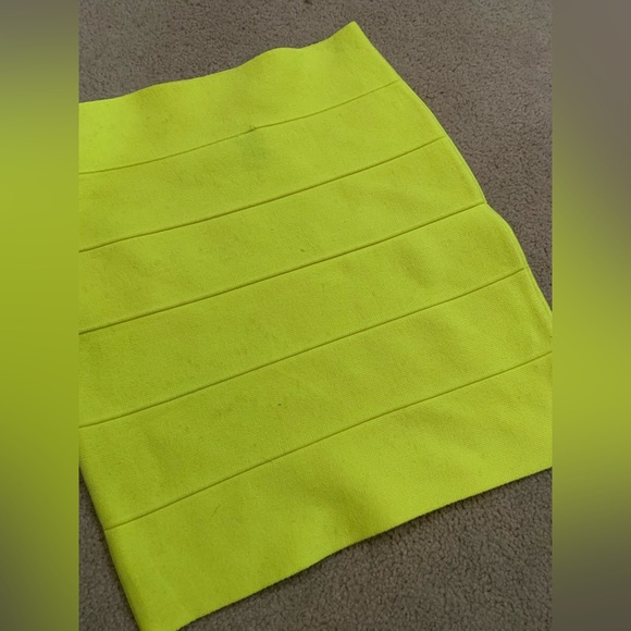 💖 Poof Couture Neon Yellow Skirt Bodycon Fitted Bandage Texture Stripe Mini - Picture 2 of 7